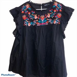 Shein curve embroidered top Sz 3XL